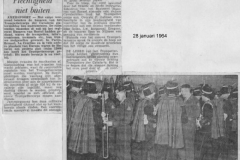 64-01-28-Overdracht-instrumenten-aan-63-6-in-Oranjerie-van-de-Willem-III