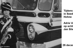 64-12-25-Tijdens-Kerst-in-Seedorf-Adrie-Valk-en-achtergrond-Jan-Sliekers-bij-TDC-Hohne-Seedorf-a