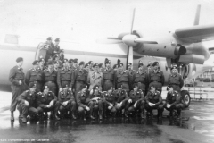 1964-05-01-vertrek-per-Fokker-Friendsship-naar-Bremerhaven-1