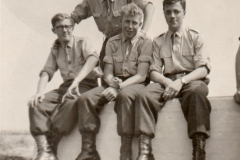 1964-05-30-Lekke-band-Bus-Taptoe-Coevorden-3-1