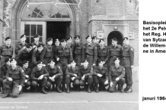 64-01-00-Basisopleiding-bij-2e-peloton-R.H.-van-Sytzama-Willem-III-a